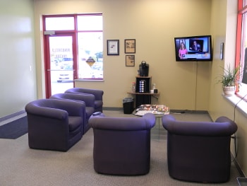 Customer Lounge | Auto Safety Center
