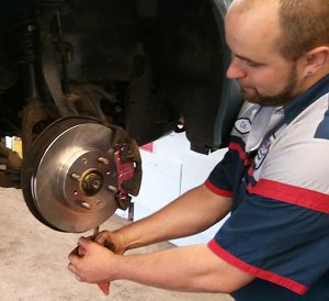 Disk Brake Repair West Bend | Auto Safety Center